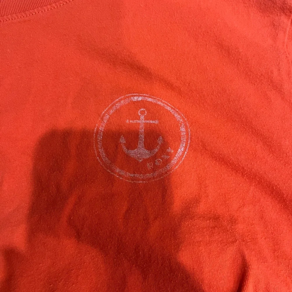 Red Roxy shirt! - Picture 3 of 4